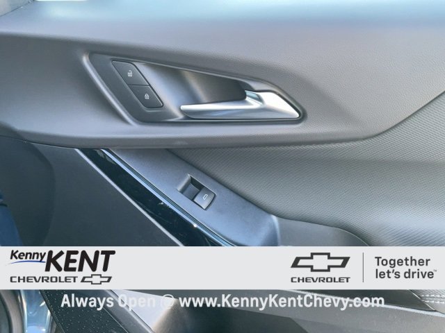 Used 2026 Chevrolet Equinox LT image 16