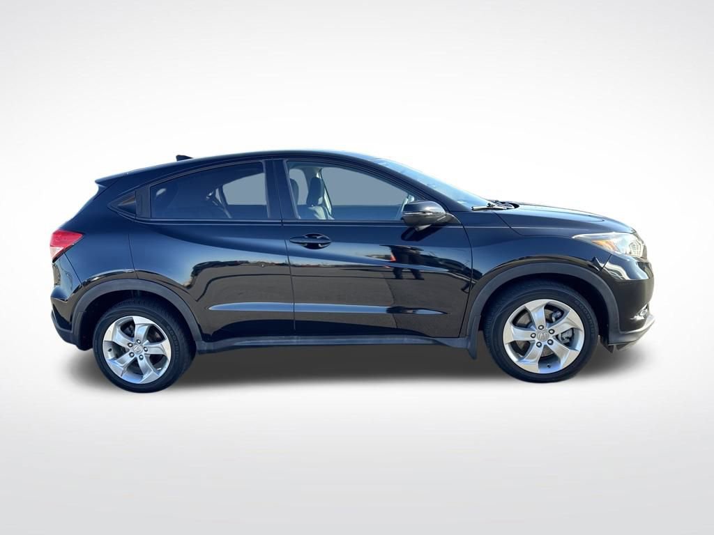 Used 2016 Honda HR-V EX image 7