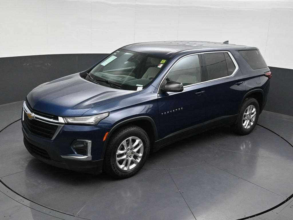 Used 2022 Chevrolet Traverse LS FWD image 15