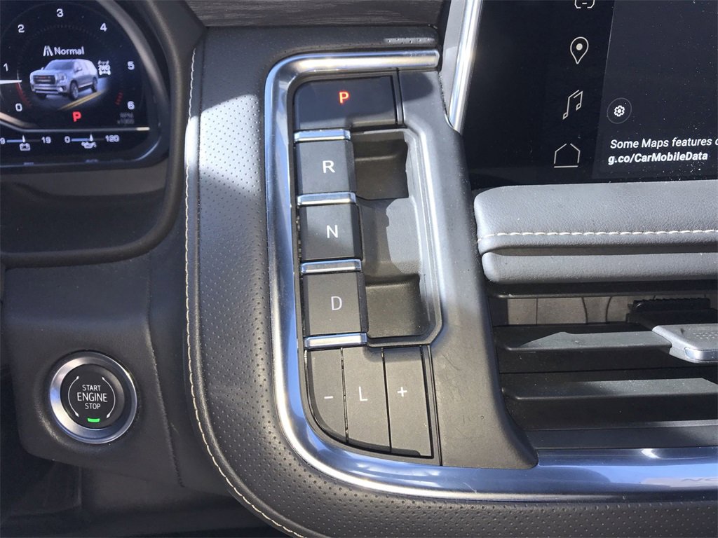 Used 2024 GMC Yukon XL SLT w/ SLT Luxury Package image 20
