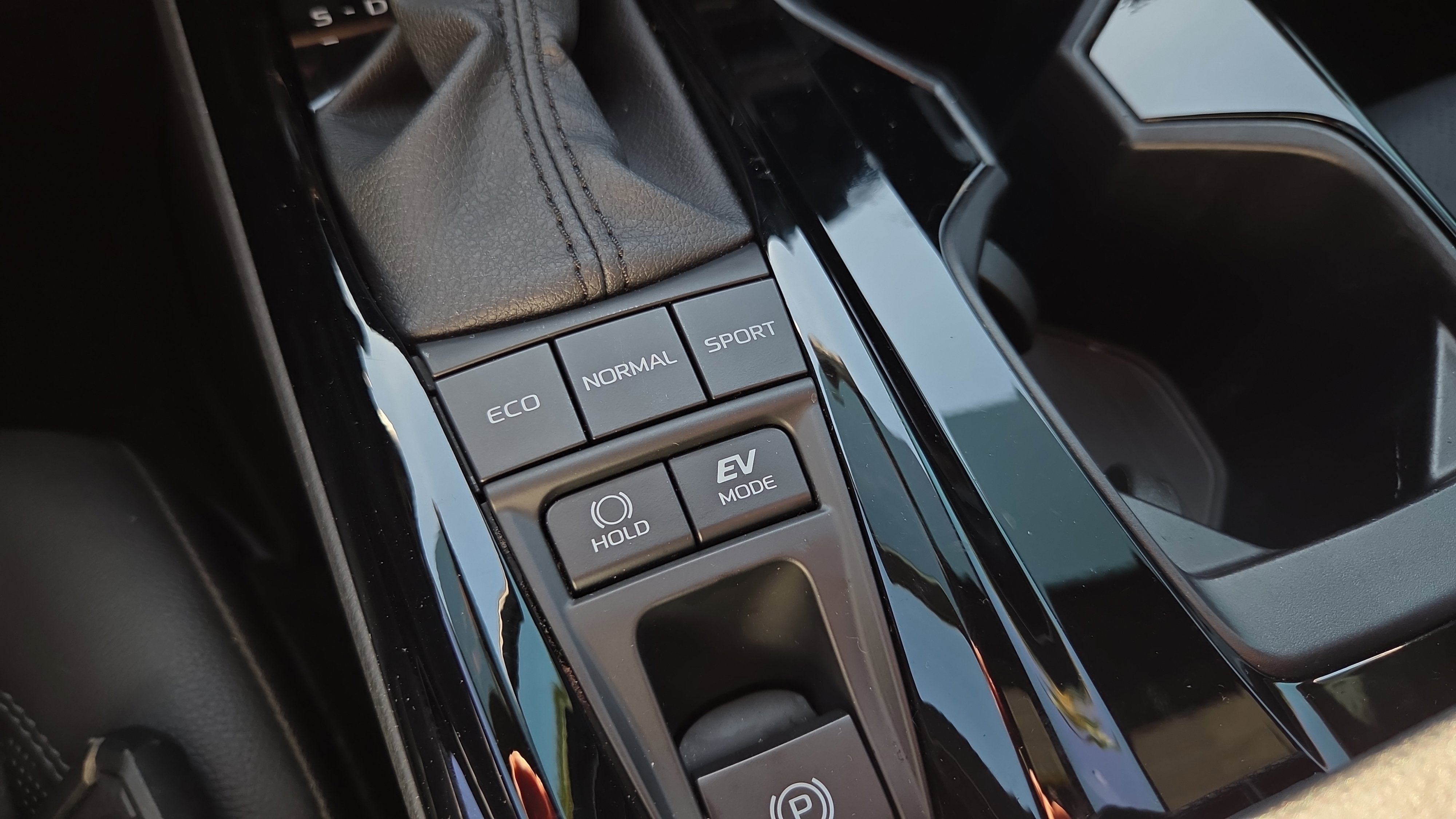 Certified 2025 Toyota Camry XSE image 27