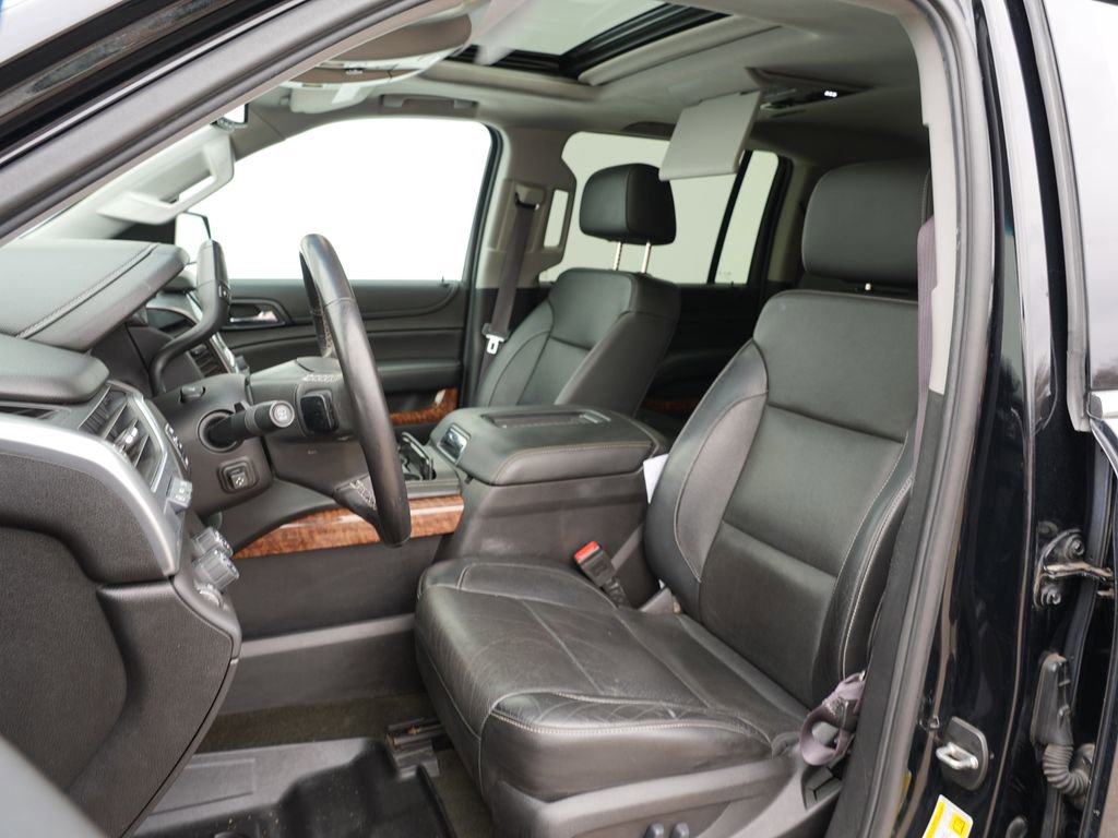 Used 2017 Chevrolet Suburban Premier image 12