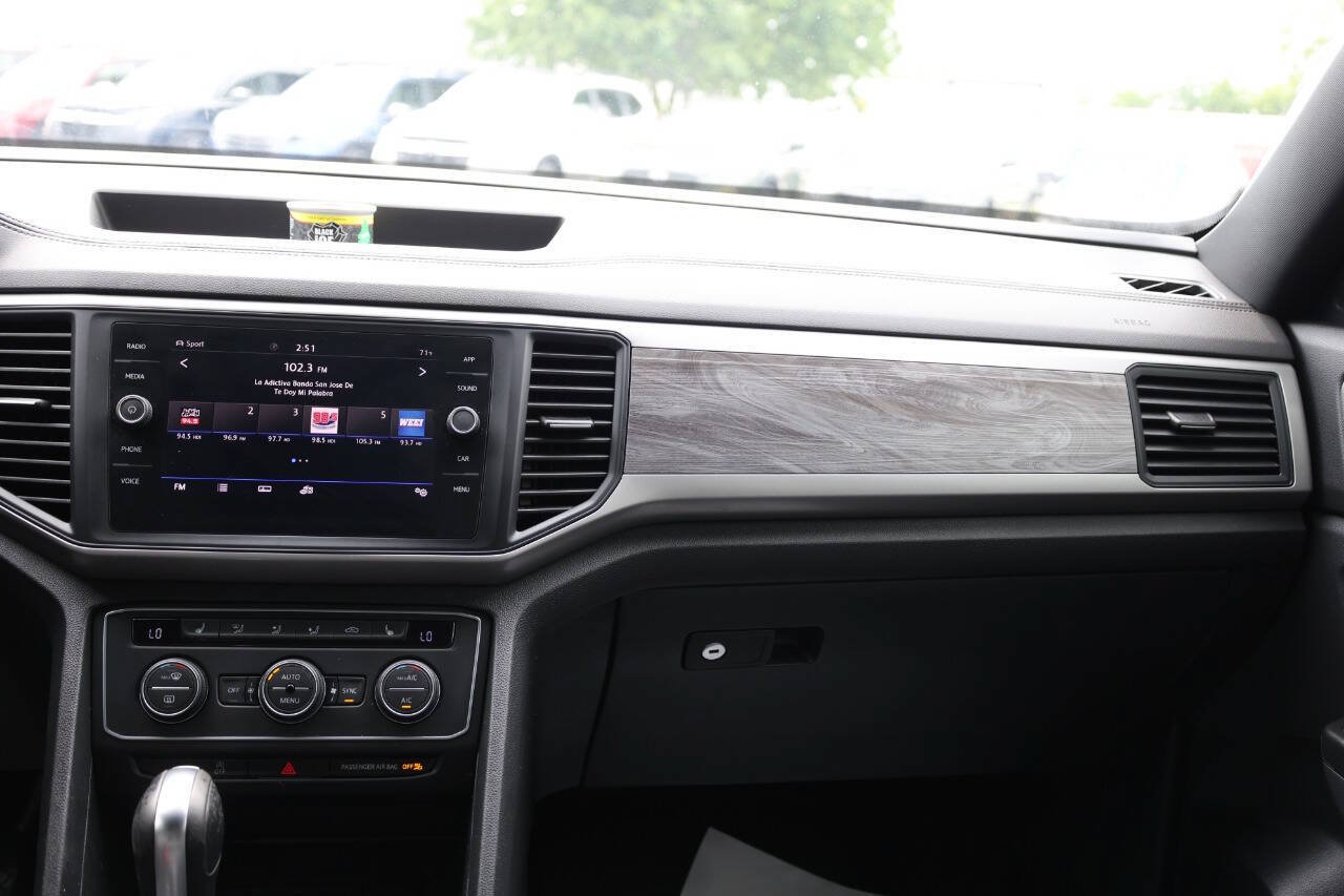 Used 2020 Volkswagen Atlas Cross Sport SE w/ Towing Package AWD/4WD image 24