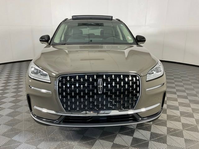 Used 2025 Lincoln Corsair Reserve video 2