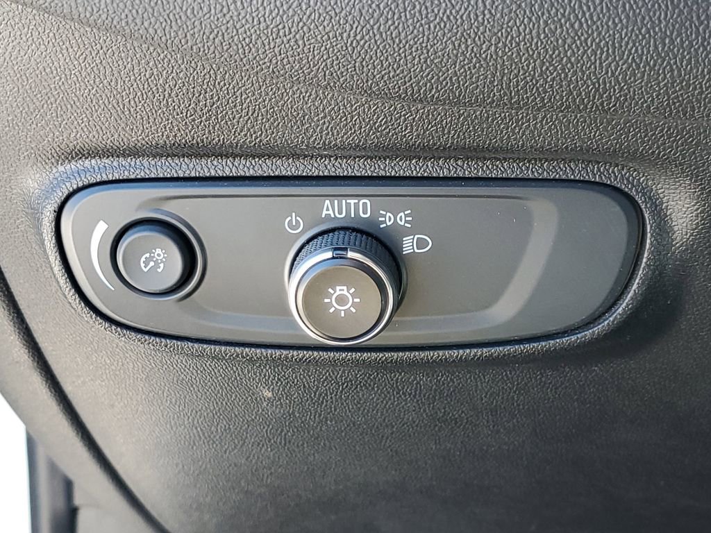 Certified 2022 Chevrolet Equinox LT FWD image 21