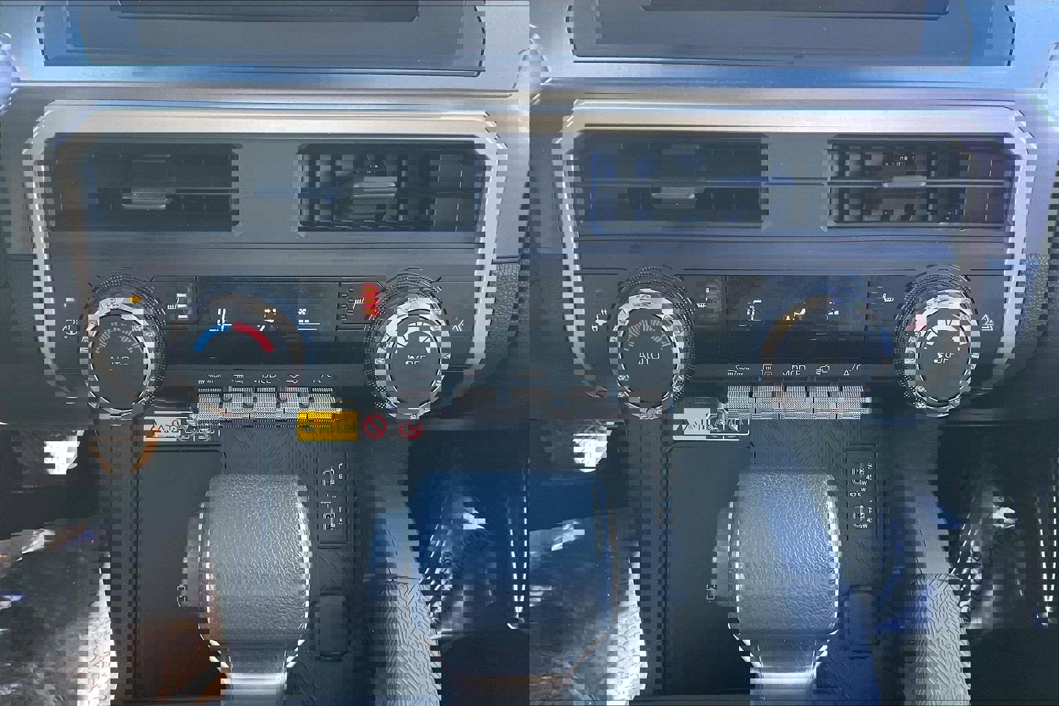 Used 2024 Toyota Tacoma SR5 image 37