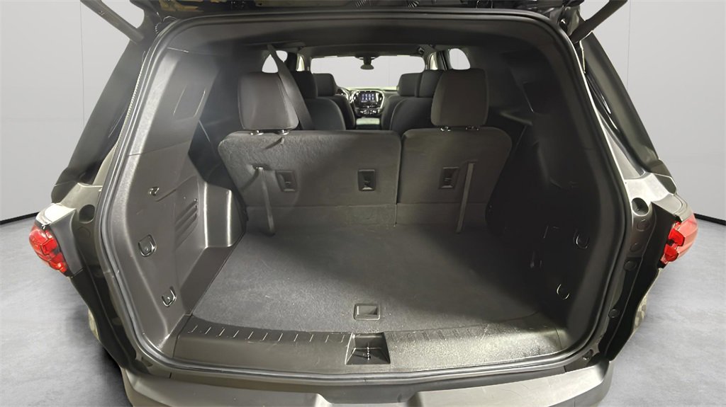 Used 2023 Chevrolet Traverse LT image 27