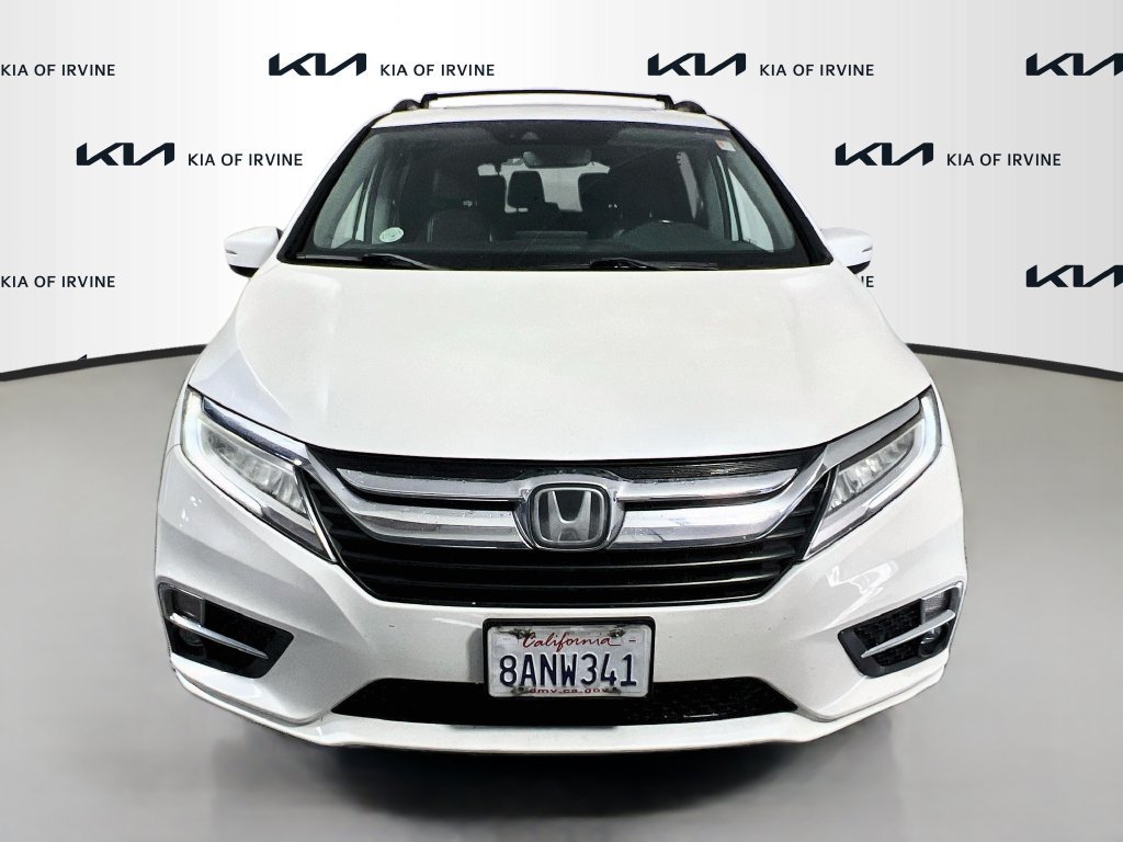 Used 2018 Honda Odyssey Elite image 2