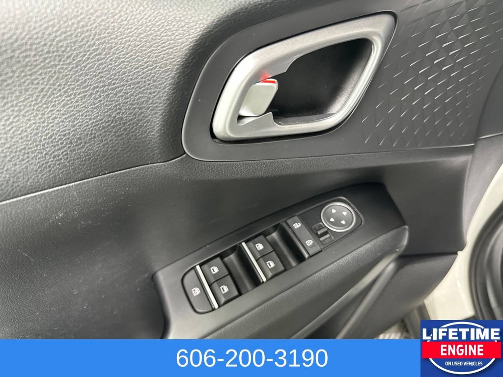 Used 2020 Kia Soul EX FWD image 14