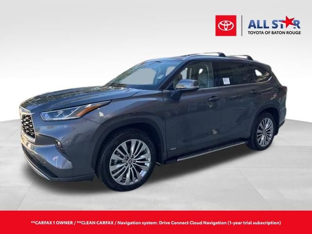 Used 2025 Toyota Highlander Platinum image 1