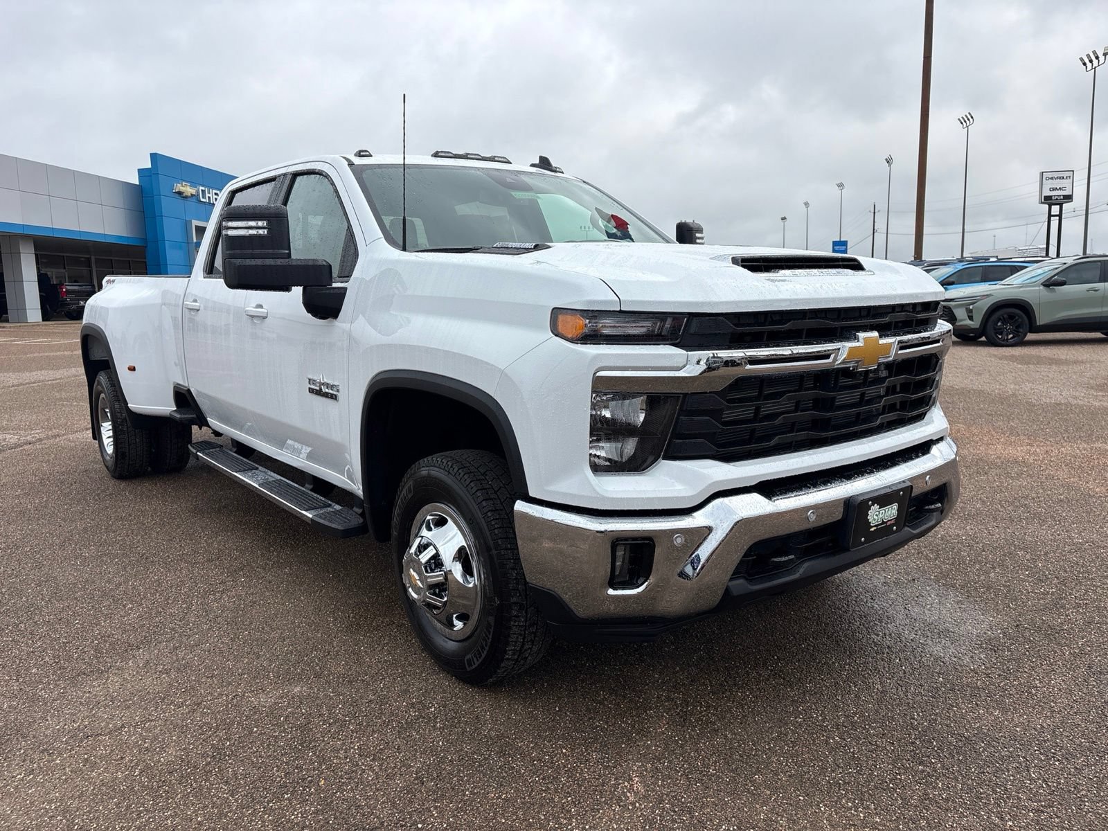 New 2026 Chevrolet Silverado 3500 LT w/ Texas Edition AWD/4WD image 8