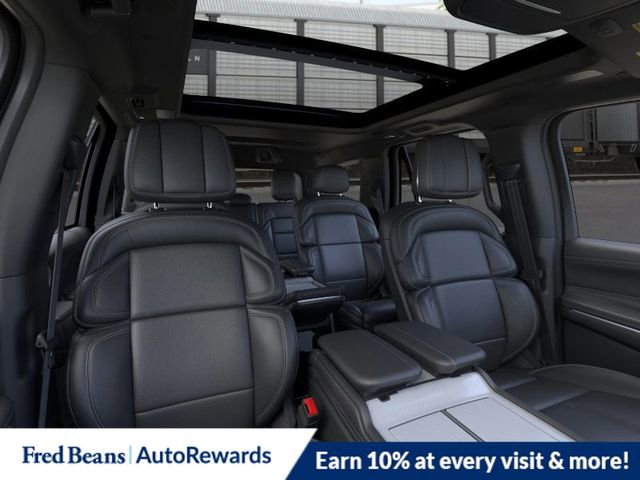 New 2025 Lincoln Navigator Reserve image 10