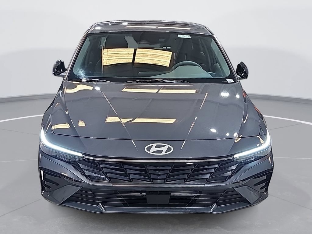 New 2026 Hyundai Elantra SEL Sport Premium FWD image 2
