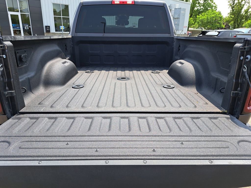 New 2025 RAM 2500 Big Horn AWD/4WD image 12