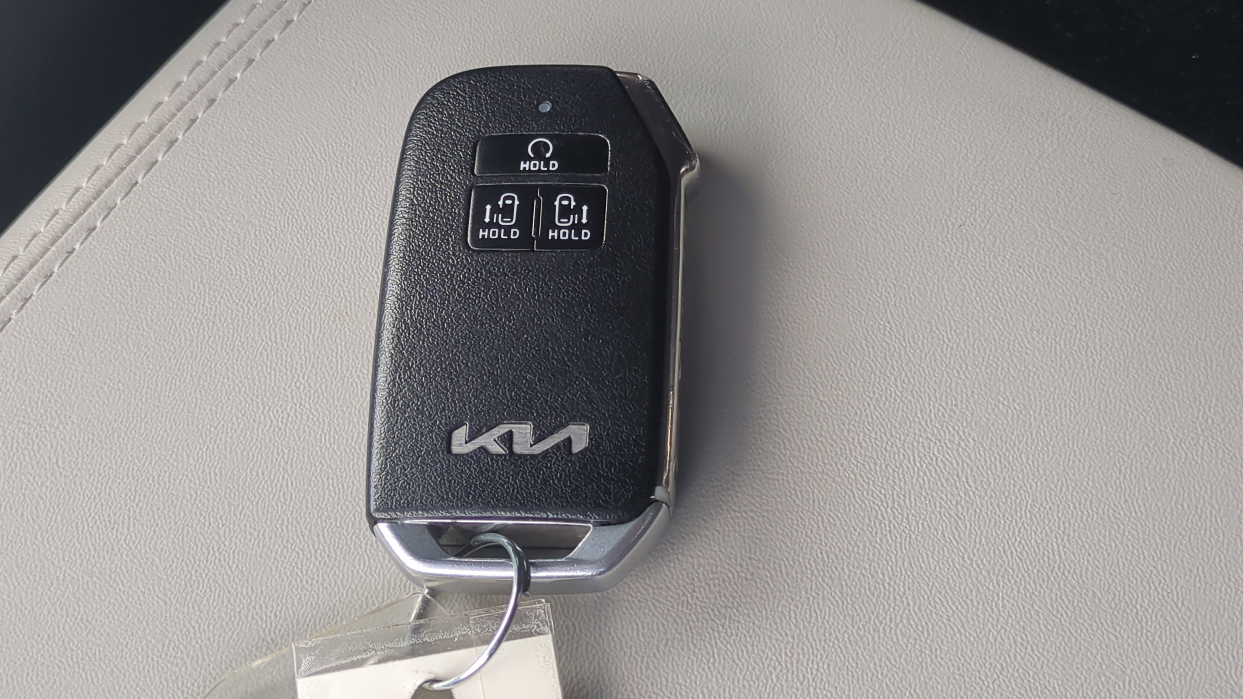 Certified 2024 Kia Carnival EX image 27