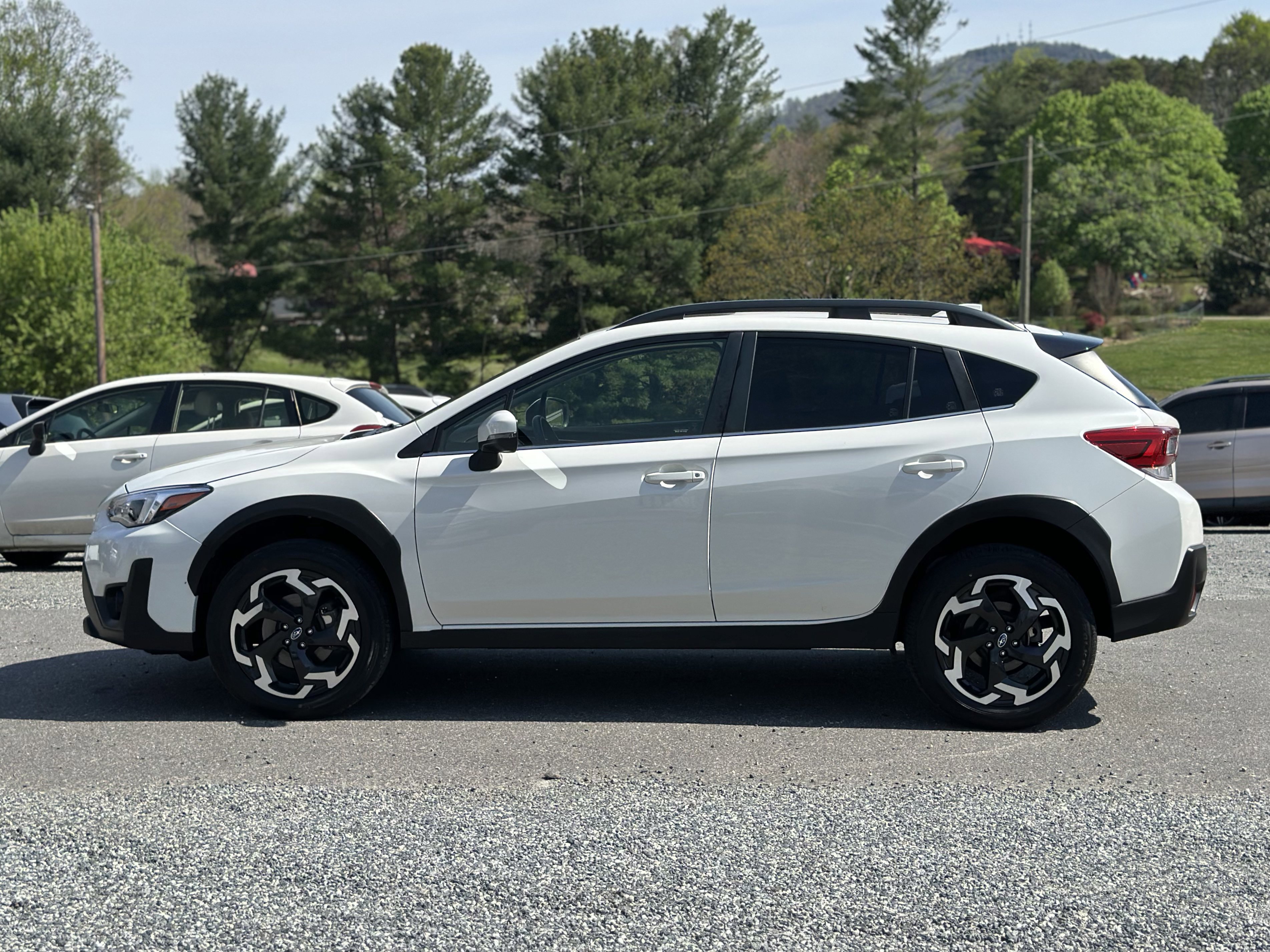 Used 2022 Subaru Crosstrek 2.5i Limited w/ Moonroof Package 2 AWD/4WD image 6