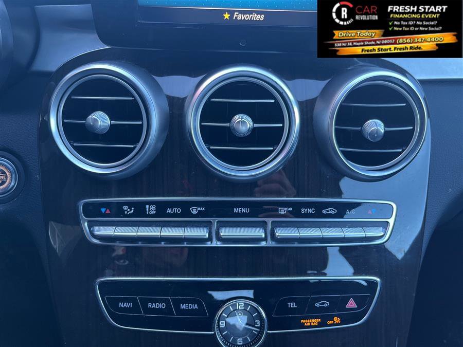 Used 2019 Mercedes-Benz C 300 4MATIC Sedan w/ Premium Package image 14
