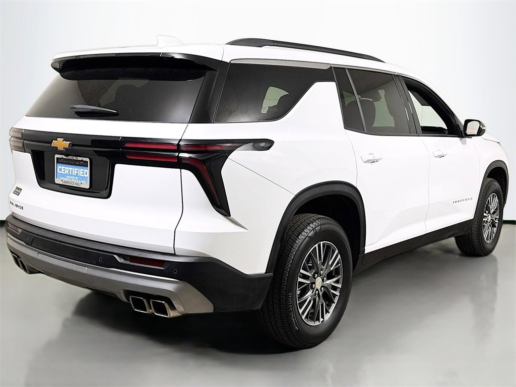 Certified 2025 Chevrolet Traverse LT image 4