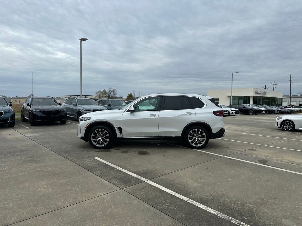 Used 2025 BMW X5 sDrive40i image 8