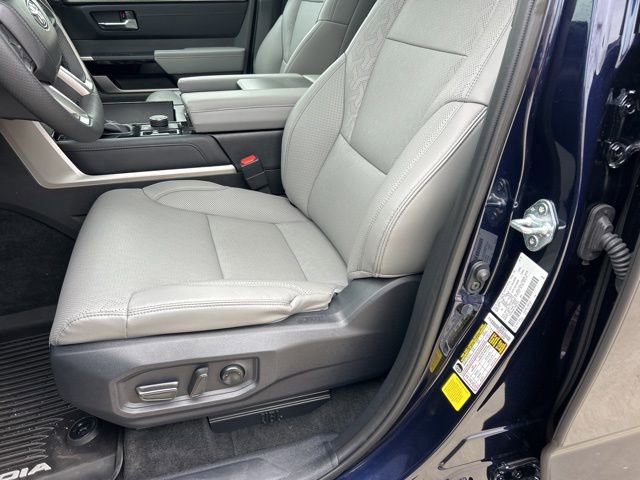 Used 2025 Toyota Sequoia Limited AWD/4WD image 16