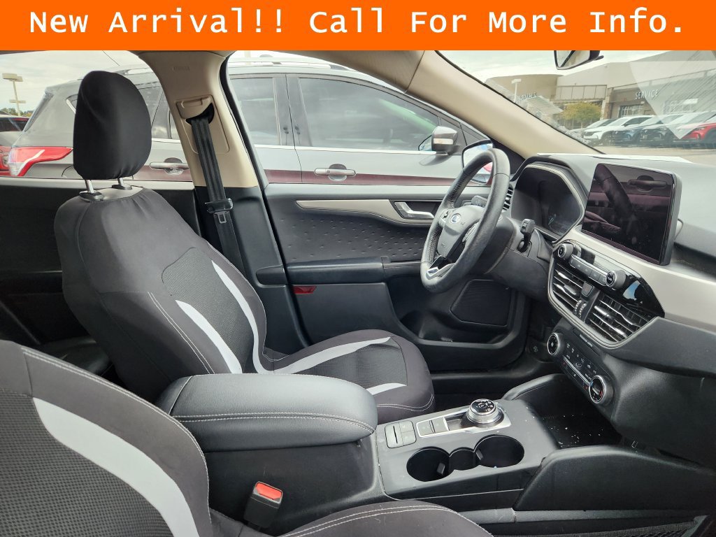 Used 2020 Ford Escape SEL FWD image 10