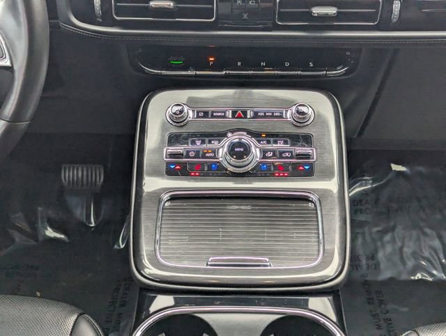 Certified 2022 Lincoln Nautilus Reserve w/ Equipment Group 201A image 18