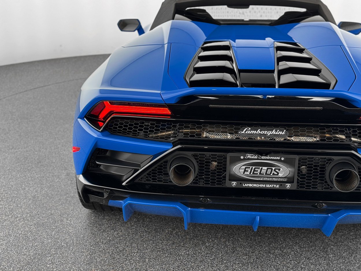 Used 2022 Lamborghini Huracan EVO image 47