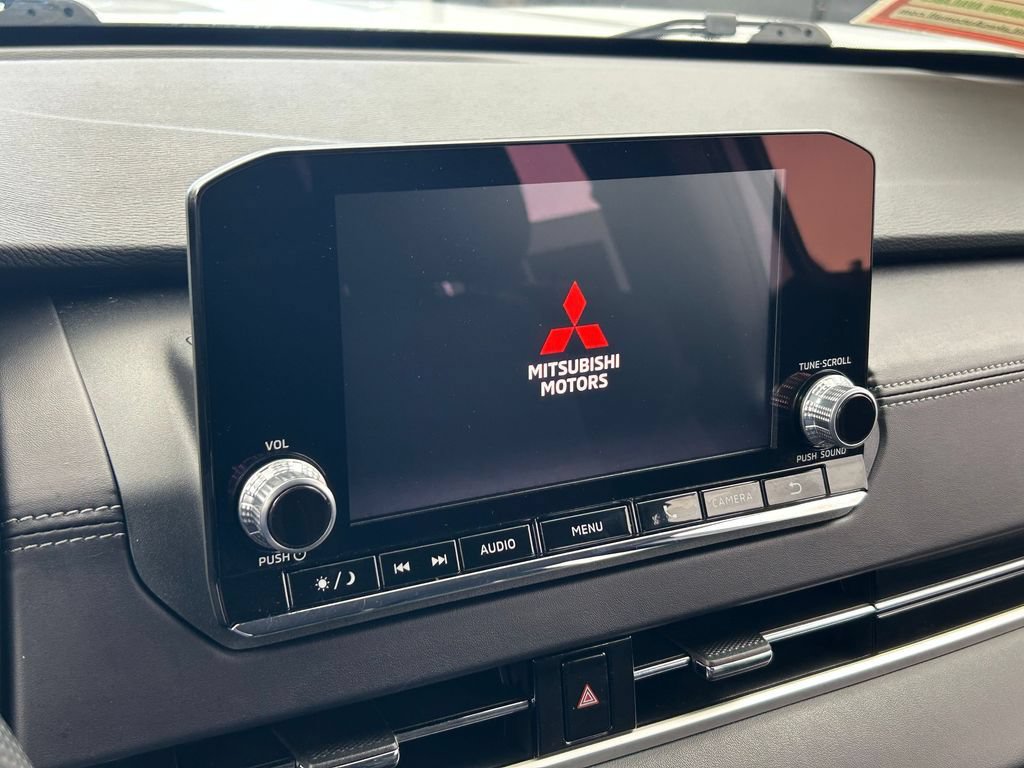 Used 2024 Mitsubishi Outlander ES FWD image 36