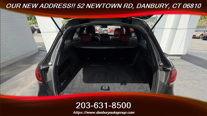 Used 2022 Mercedes-Benz GLC 300 4MATIC image 32
