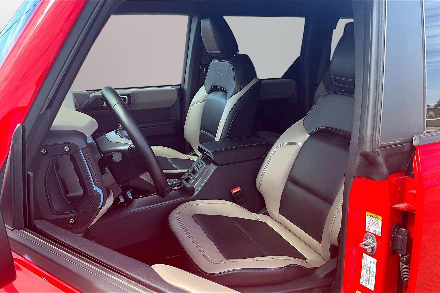 Used 2024 Ford Bronco Wildtrak AWD/4WD image 16