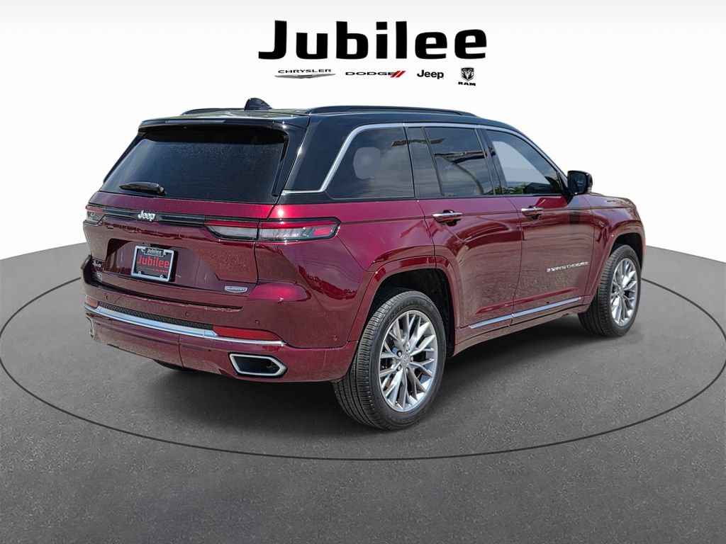 Used 2025 Jeep Grand Cherokee Summit AWD/4WD image 5