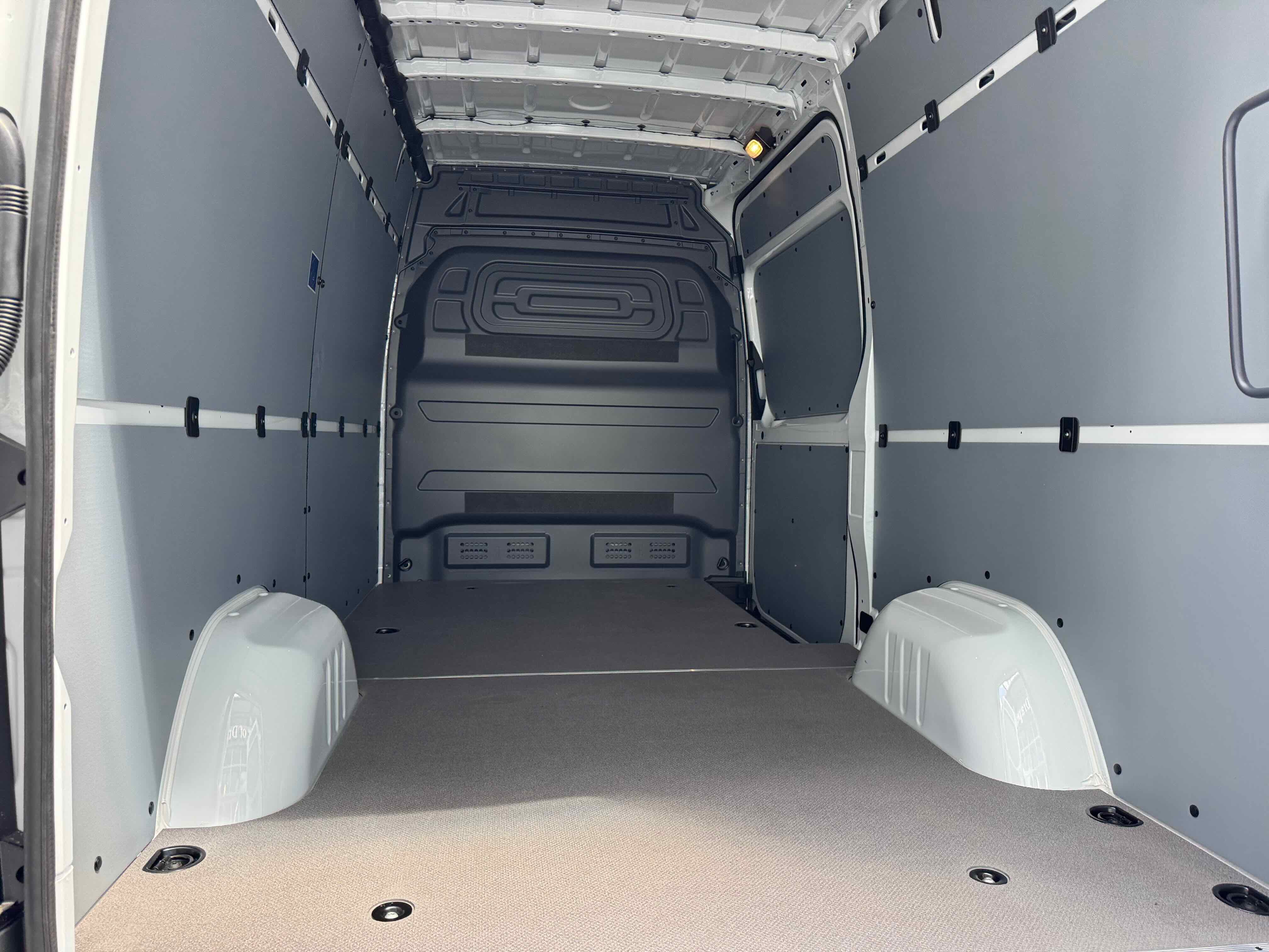 New 2025 Mercedes-Benz Sprinter 2500 image 27