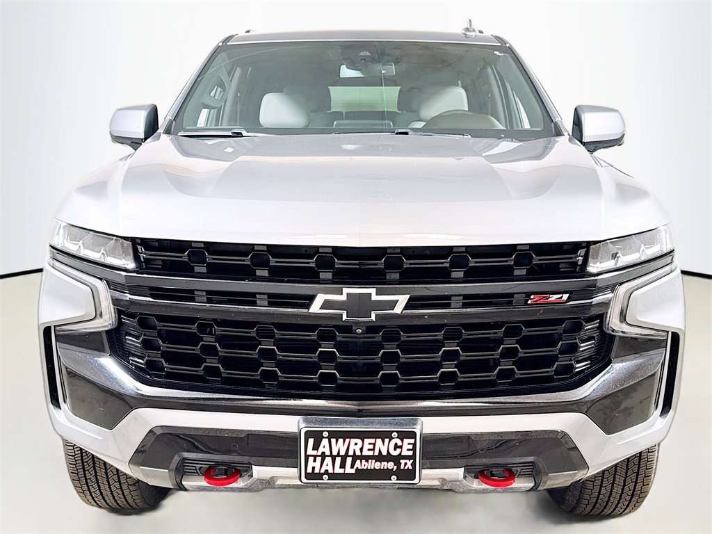 Certified 2023 Chevrolet Suburban Z71 w/ Luxury Package image 2