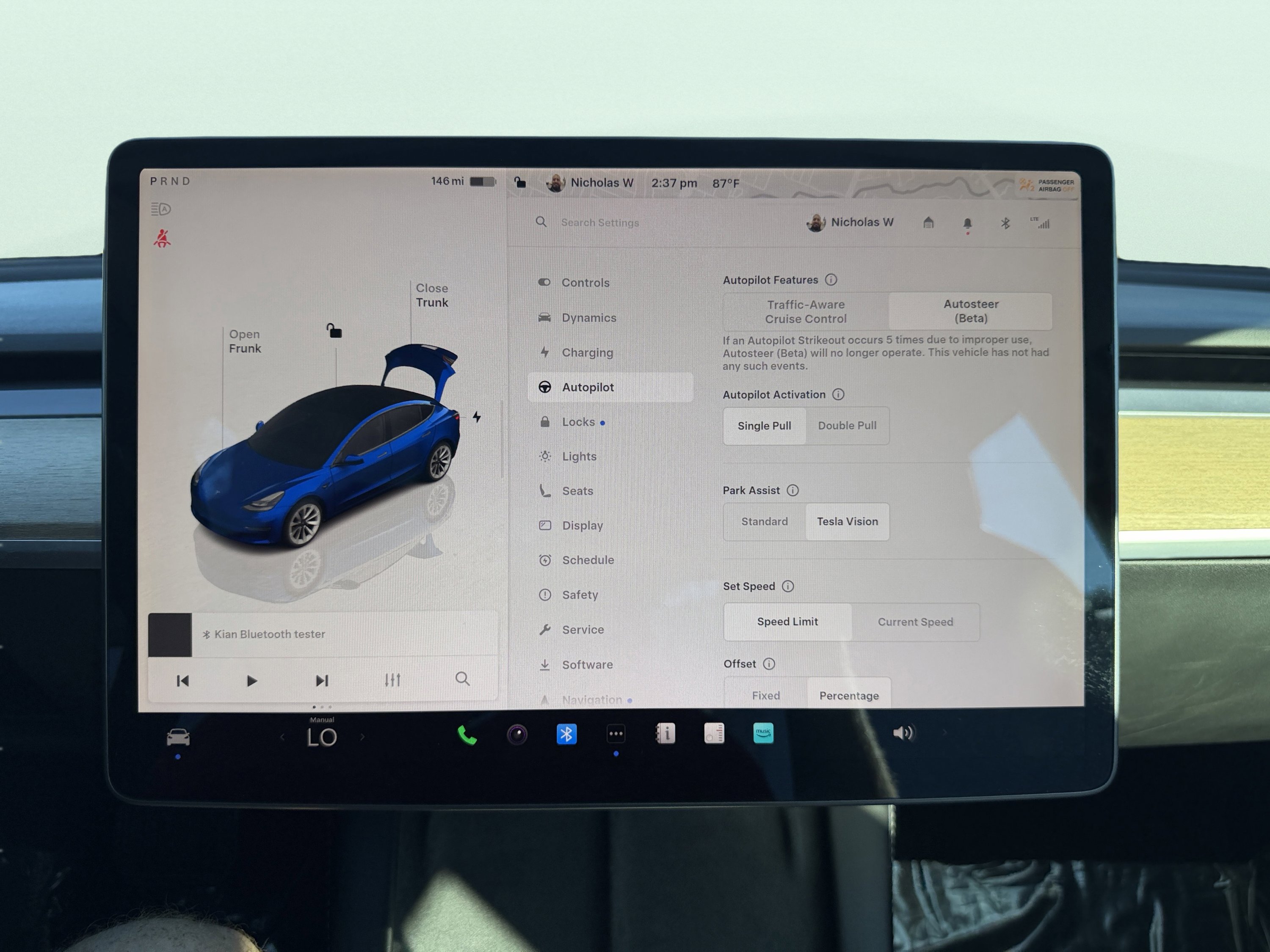 Used 2022 Tesla Model 3 Standard Range image 41