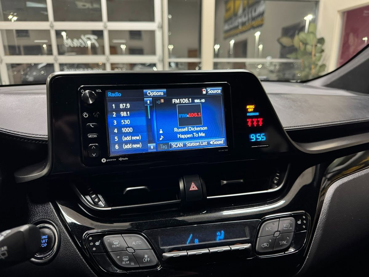 Used 2018 Toyota C-HR XLE image 21