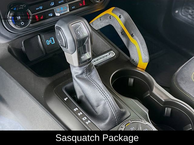 Used 2023 Ford Bronco Badlands w/ Sasquatch Package image 17