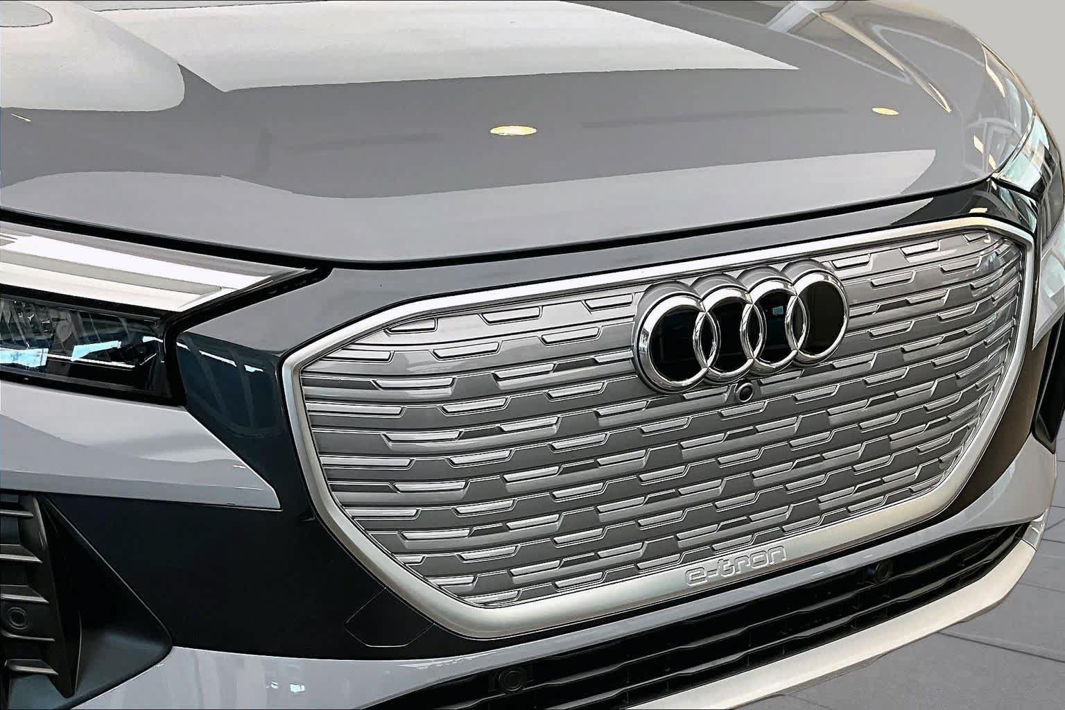 Used 2023 Audi Q4 e-tron Premium w/ Convenience Package RWD image 30