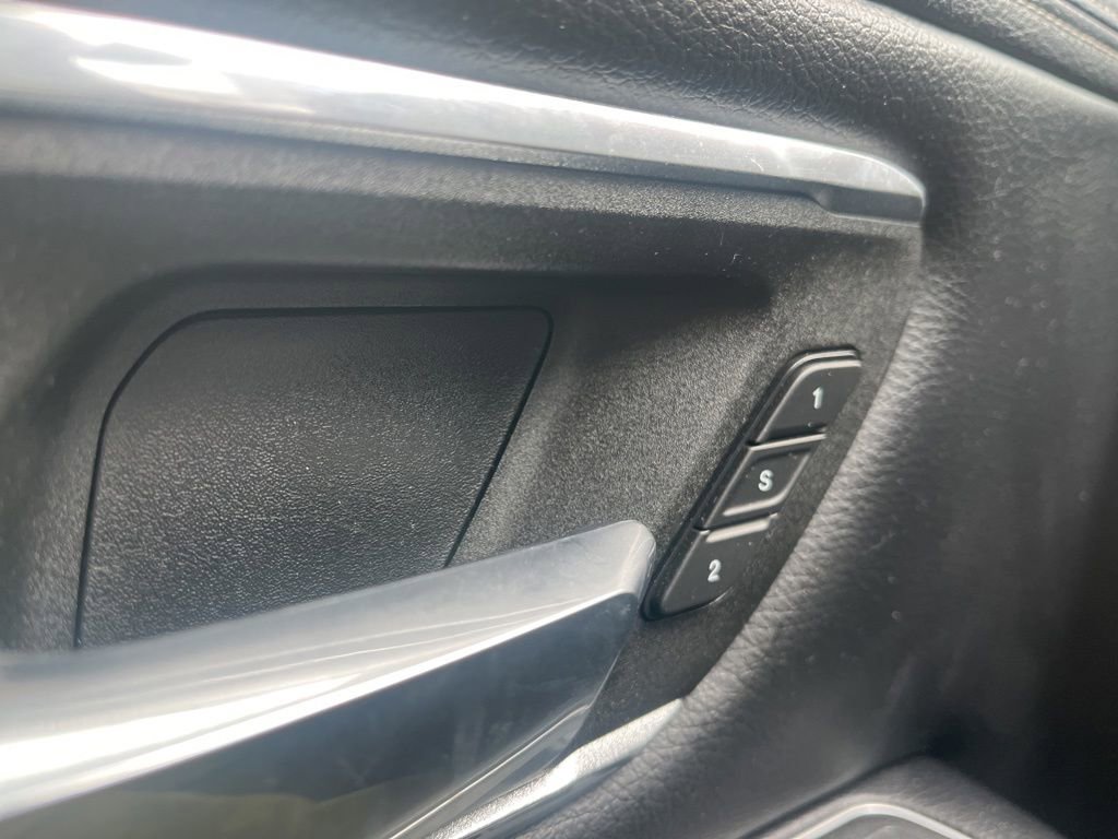 Used 2022 RAM 1500 Laramie w/ Sport Appearance Package AWD/4WD image 22