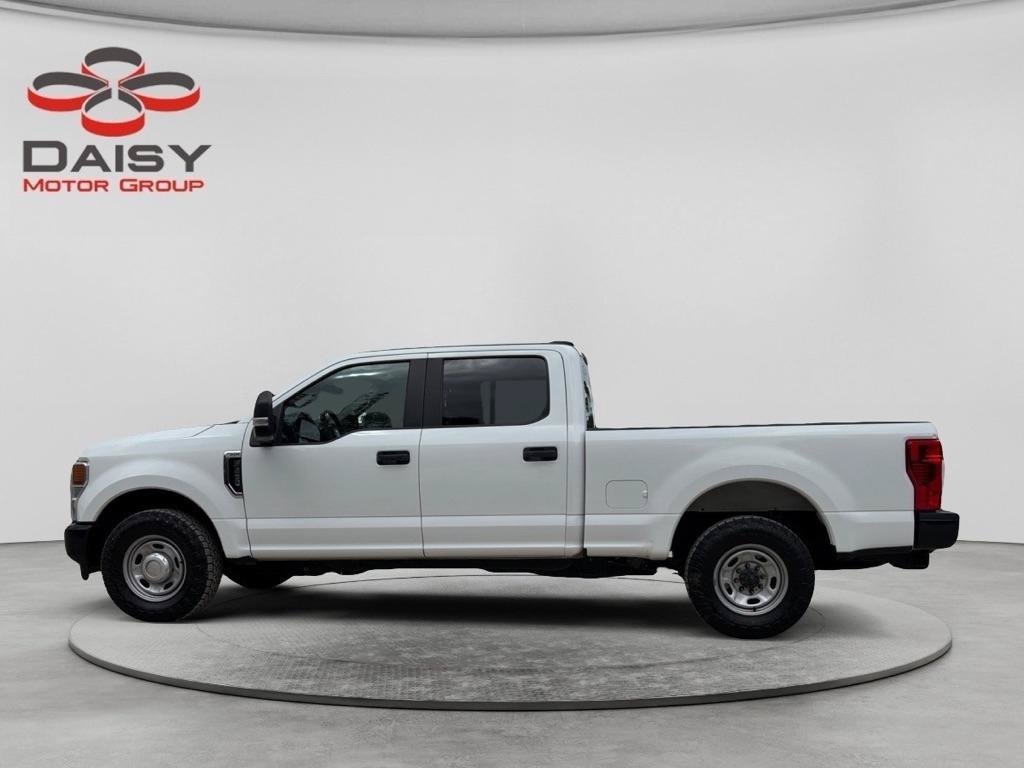 Used 2022 Ford F250 XL w/ Power Equipment Group RWD image 8