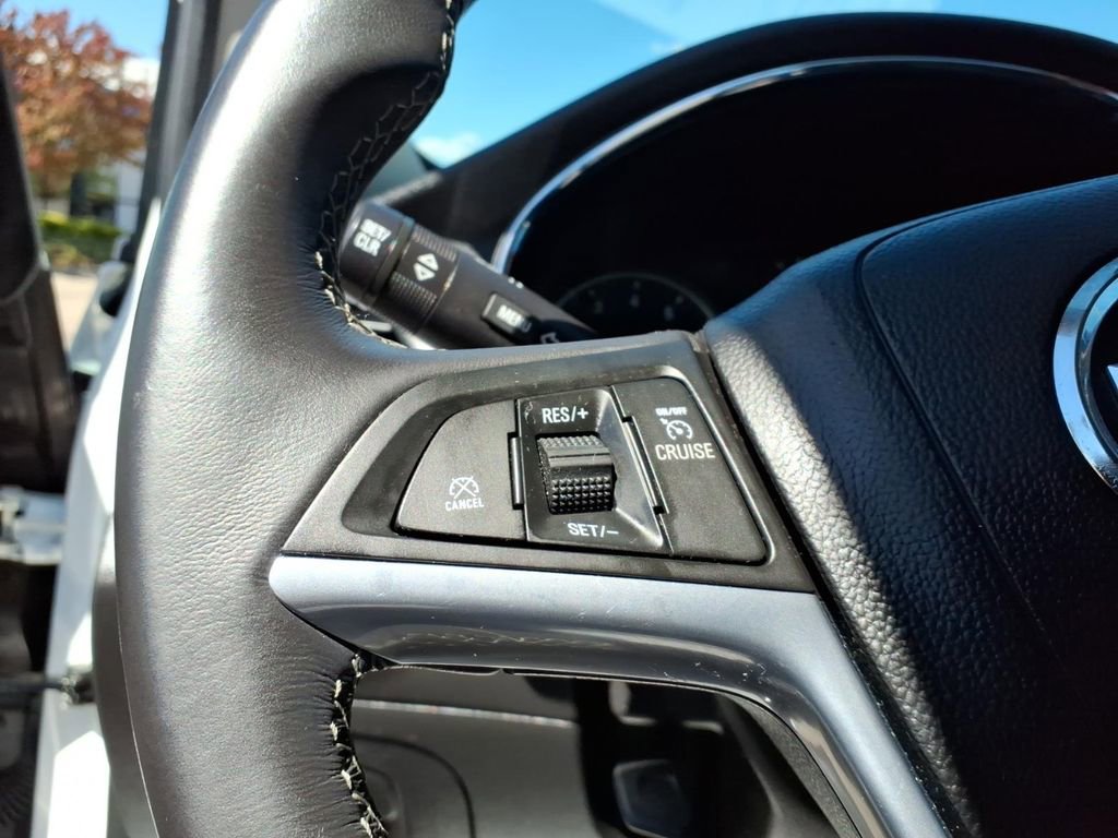 Used 2022 Buick Encore Preferred w/ Safety Package AWD/4WD image 14