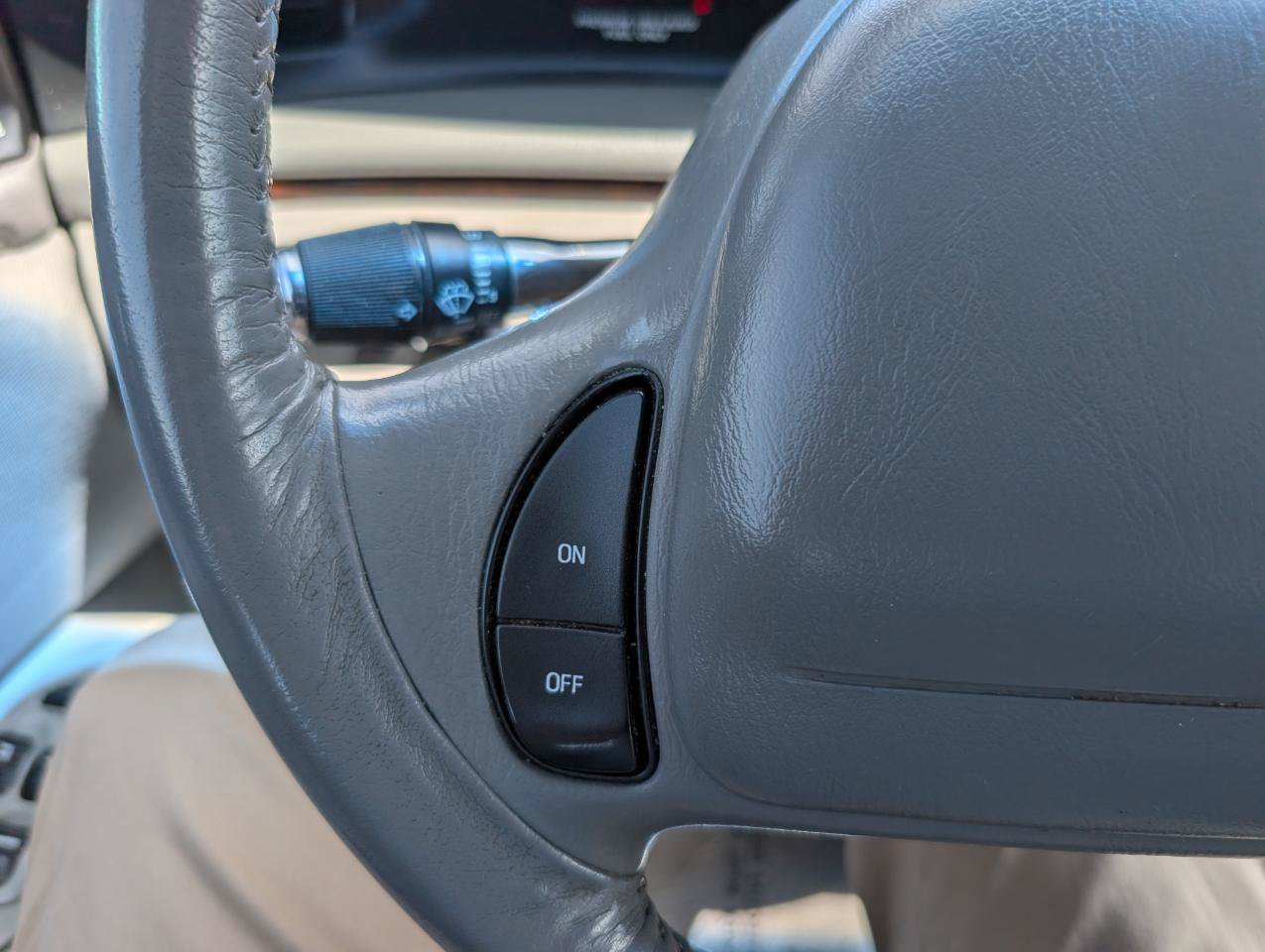 Used 1995 Lincoln Continental FWD image 18