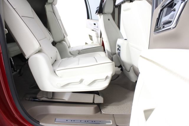New 2026 GMC Yukon XL Denali image 28