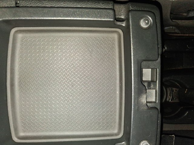Used 2017 Jeep Wrangler Sahara AWD/4WD image 34