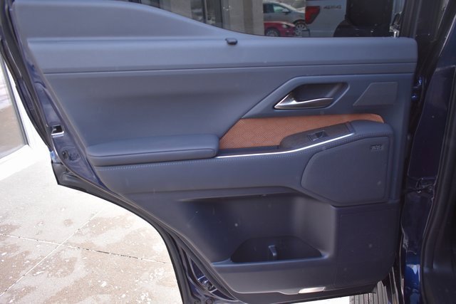 Used 2025 Lexus GX 550 image 40