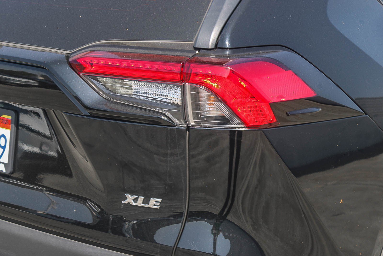 Certified 2019 Toyota RAV4 XLE w/ Convenience Package image 15