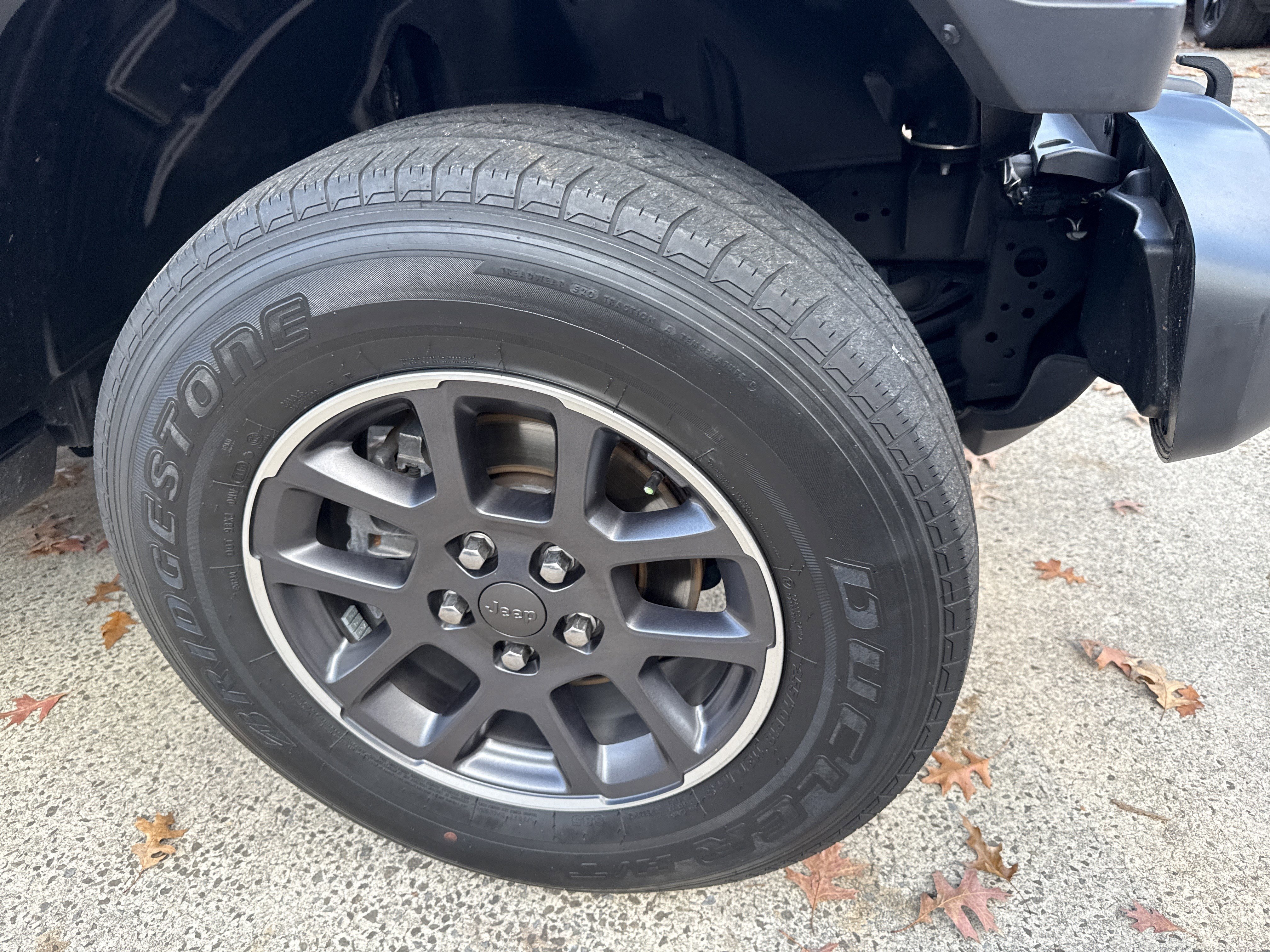 Used 2020 Jeep Gladiator Overland w/ Safety Group image 14