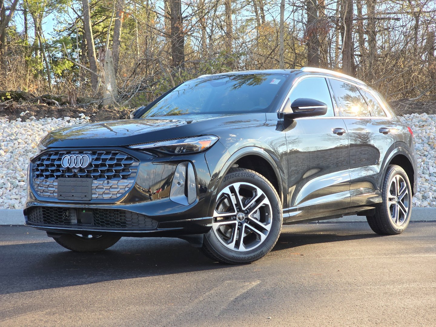 Certified 2025 Audi Q5 Premium w/ Convenience Package image 1