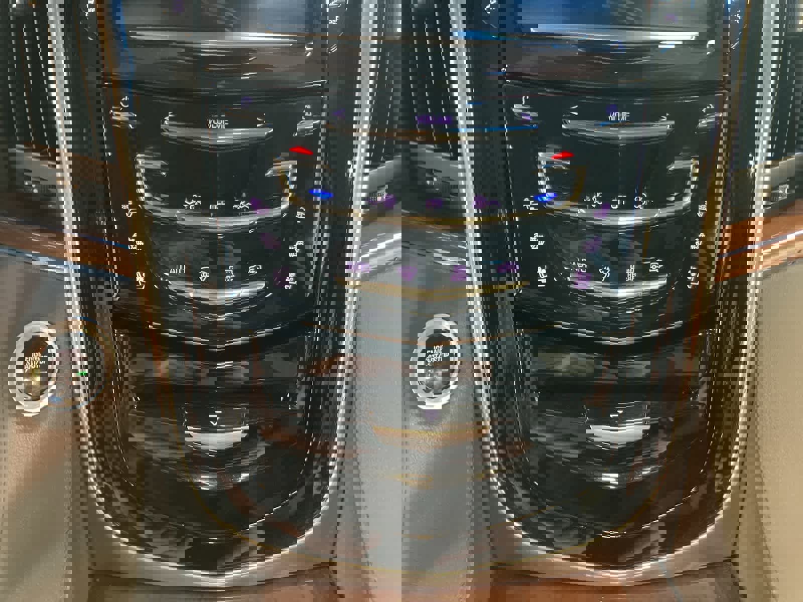 Used 2017 Cadillac Escalade Premium Luxury image 23