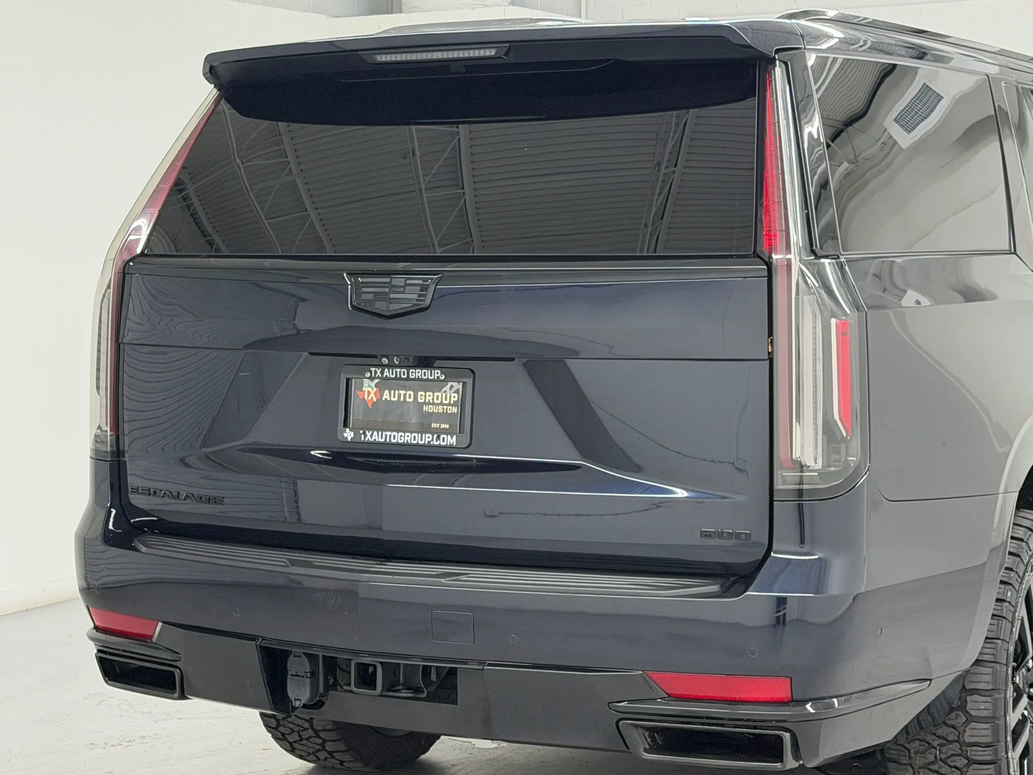 Used 2021 Cadillac Escalade ESV Sport AWD/4WD image 38