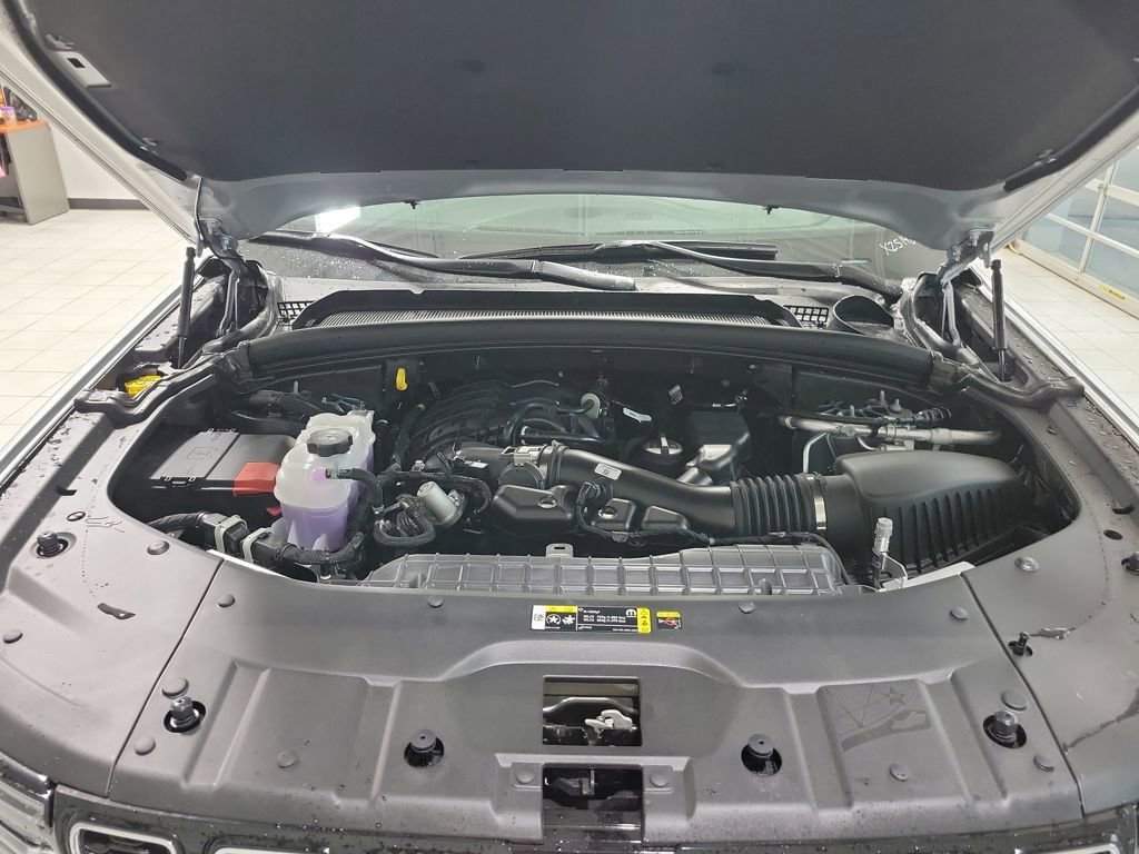 New 2025 Jeep Grand Cherokee L Limited w/ Trailer Tow Package image 35